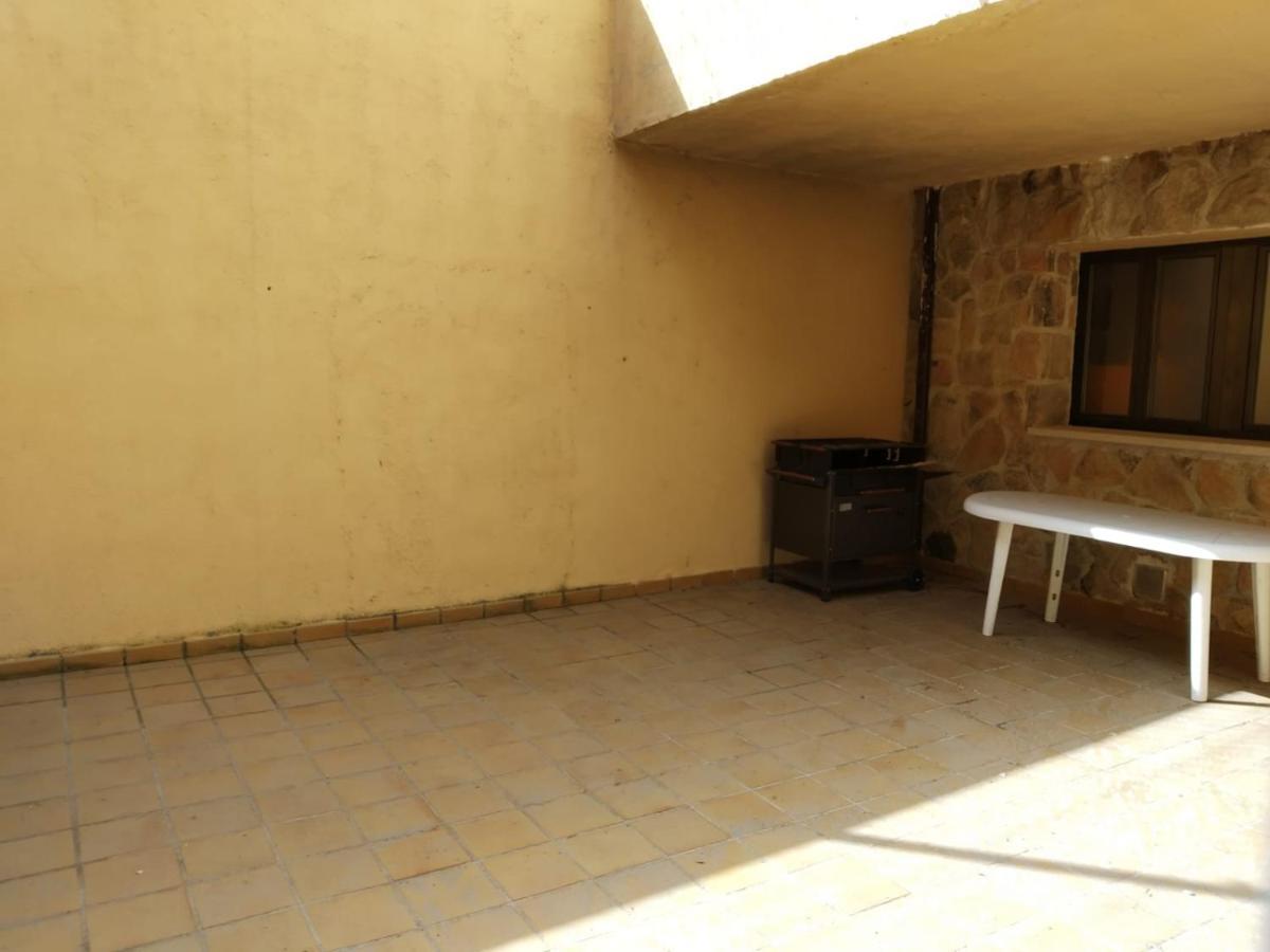 Viv. De Uso Turístico Fuente el Tejo - Casa Ana Burgohondo Exterior foto